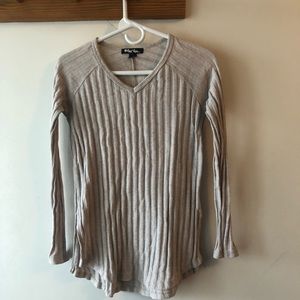 Textured style sweater